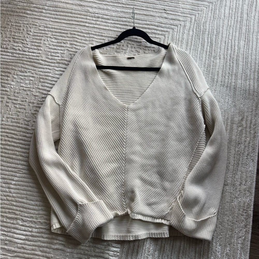 Free people Cream V-Neck  Knit Sweater
